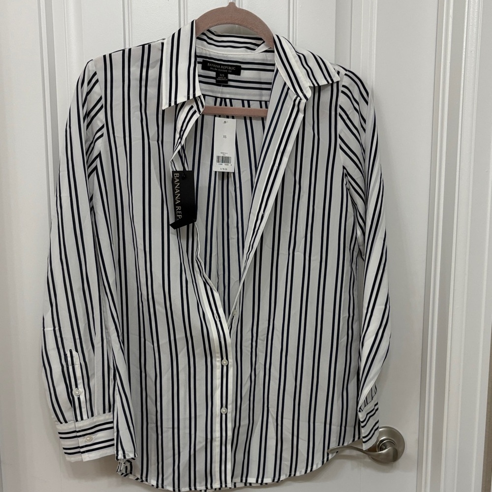Banana Republic Monochrome Striped Blouse